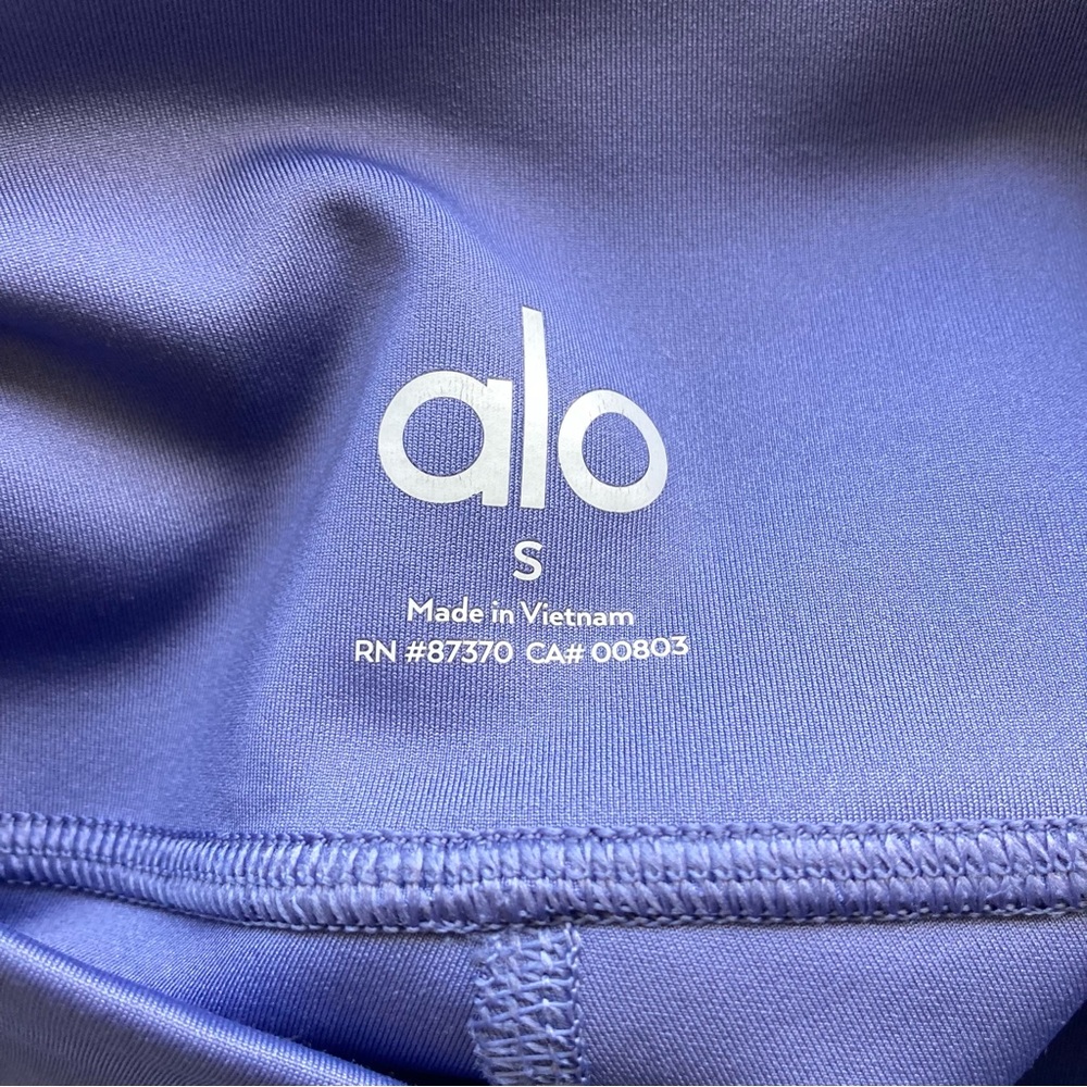 EUC ALO Yoga HIGH-WAIST AIRLIFT LEGGING - INFINITY BLUE Leggings Size Small - Picture 7 of 11